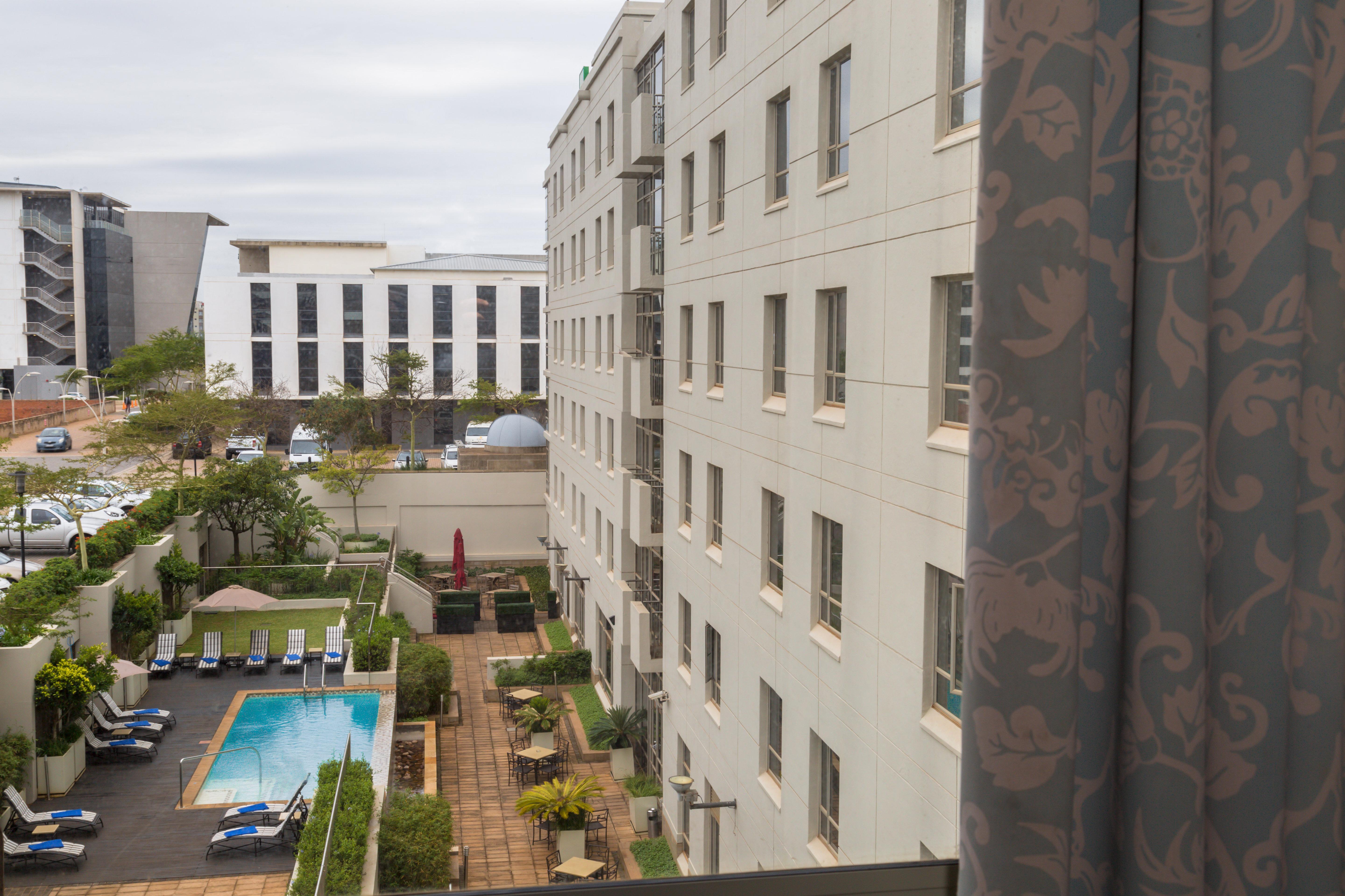 Holiday Inn Express Durban - Umhlanga, An Ihg Hotel Exterior photo